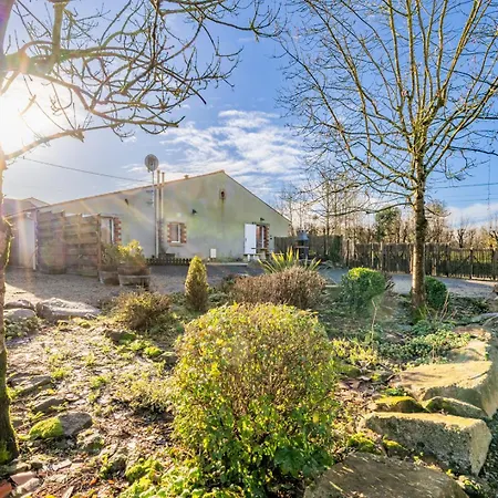 La Grange - Calme En Campagne Hébergement de vacances Saint-Julien-des-Landes